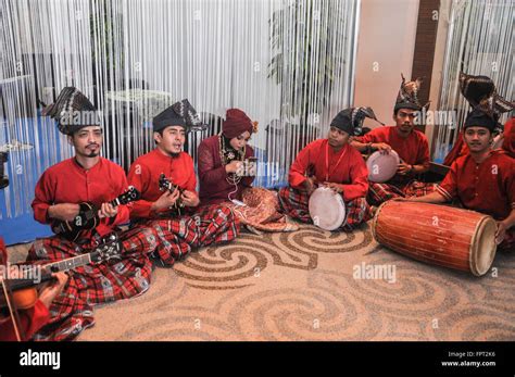 Makassar Indonesia People Plays Traditional Music Of South Sulawesi In Makassar Indoensia