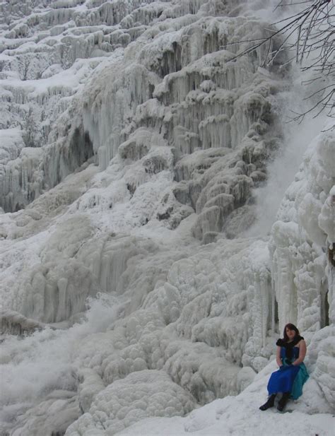20 Incredible Photos Of Frozen Waterfalls Top Dreamer