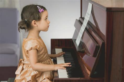 How To Learn Piano Without A Teacher