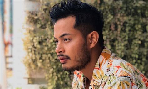 ۞ ۝ i do not own any images. aishah azman tumpang rumah syafie naswip sebulan ...