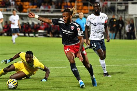 All scores of the played games, home and away stats, standings table. Ligue 2 : Retour en images sur la saison du Clermont Foot ...