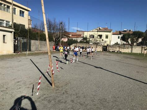 Leca dAlbenga si è svolta la corsa campestre della scuola secondaria