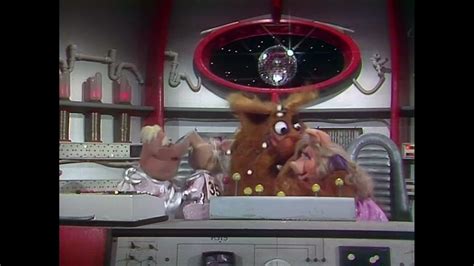The Muppet Show 515 Carol Burnett Pigs In Space At The Dance On