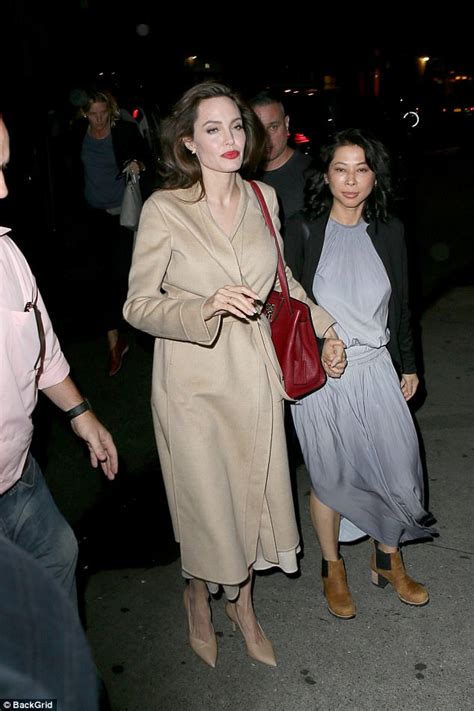 Angelina Jolie Looks Beautiful In Beige While Out In Nyc Daily Mail