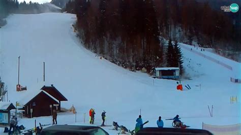 Kranjska gora ski resort webcam. SLO - Kranjska Gora - Podkoren, Kranjska Gora, [ Upravo ...