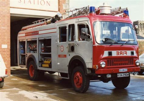 Fire Engines Photos Bedford Tk 4x4 Water Ladder North Yorkshire