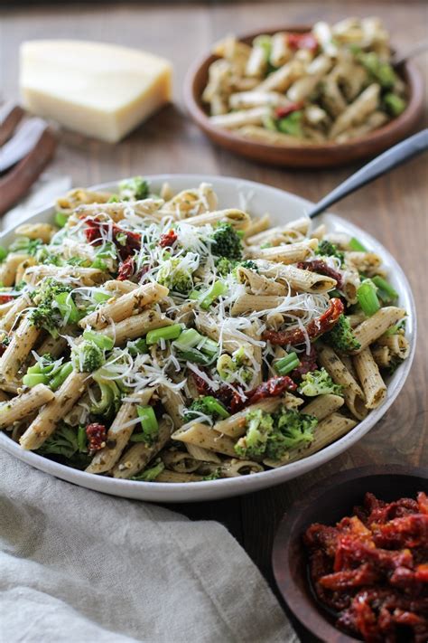 Be sure to press the plastic wrap directly on the surface of the pesto to keep it from browning. Kale Pesto Pasta Salad with Sun-Dried Tomatoes and ...