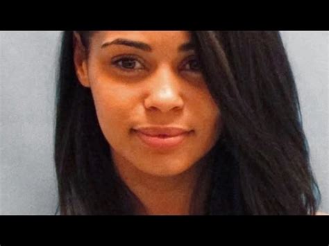 Attractive Womans Mugshot Earns Her Nickname Prison Bae