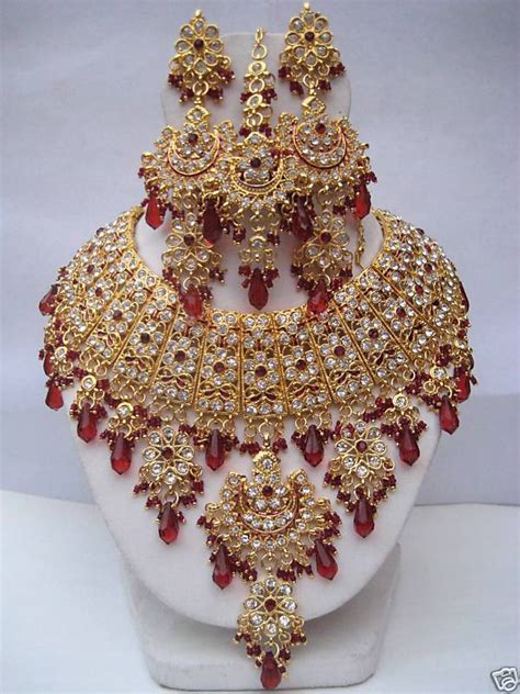 Bridal Kundan Jewellery Designs ~ Bridal Wears