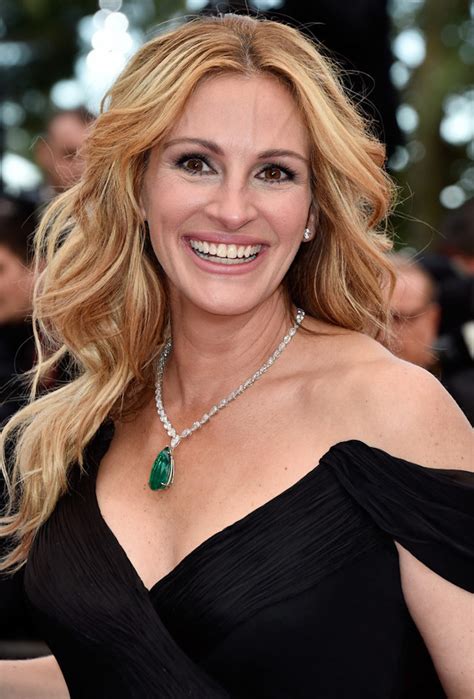 Actress julia roberts made her screen debut in the late 1980s television series crime story. Julia Roberts | Disney Wiki | FANDOM powered by Wikia