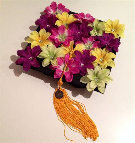 Maybe you would like to learn more about one of these? Flower graduation cap! | Flower graduation cap, Graduation ...