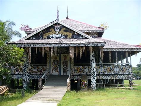 Ini Rumah Adat Di Kalimantan Timur Arsitektur Dayak Melayu