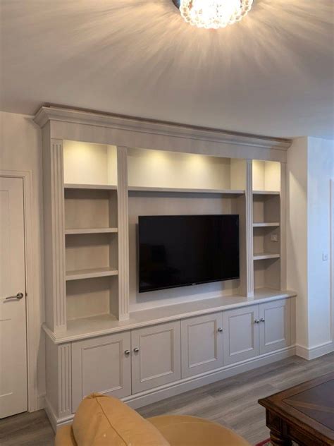 Traditional Style Media Unit Living Room Wall Units Built In Shelves