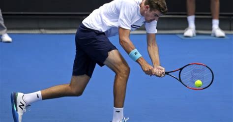 Иструменты для анализа и прогнозов ставок. Reilly Opelka Tennis Racquet | Tennisnerd.net