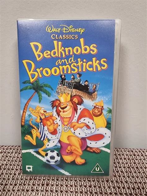 Walt Disneys Bedknobs And Broomsticks Vhs Video Tape Vintage