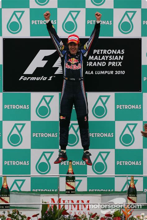 売 っ て 直 し て 錬 成 し て!! F1恋人奥様家族写真...etc.：マレーシアGP 2 : F1通信