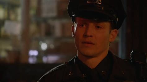 Sur cette page, vous avez la possibilité de voir blue bloods saison 2 épisode 18 en streaming français sur voirfilm. Recap of "Blue Bloods" Season 3 Episode 21 | Recap Guide