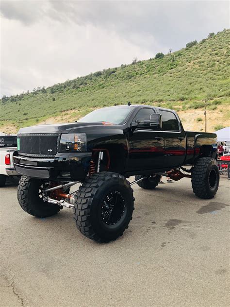 With the help of a local pastor, the boy decides to take part in a local singing contest. 2500 HD 4X4 Crew 6.6L Duramax Diesel Lifted | SoCal Trucks
