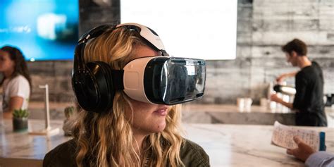 Women Of Vr 35 Ladies Who Are Killing It In Virtual Reality