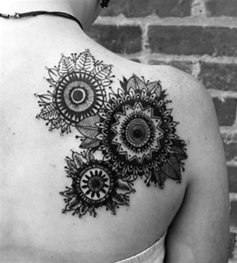 67 Amazing Black And White Shoulder Tattoos Shoulder Tattoos