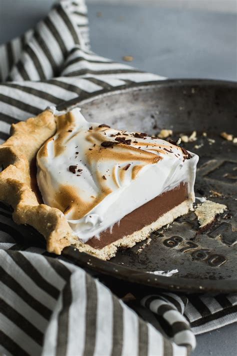 In a stand mixer add the eggs and 1/4 cup swerve and blend on high until smooth. Dark Chocolate Cream Pie with Torched Meringue | Gluten ...