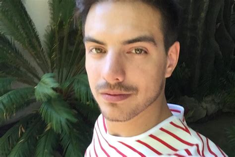Vadhir Derbez sale con la rubia más sexy de Instagram Laura G