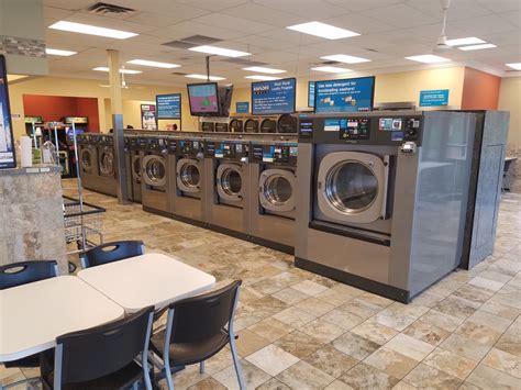 Laundromats — Wash World Laundry