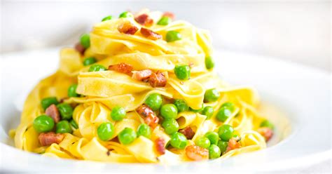 Easy Pasta Carbonara With Peas And Bacon Krumpli