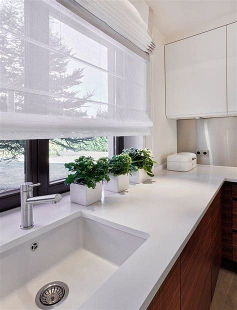 Check out these custom modern window treatments with ultimate benefits that make your kitchen cozier than ever. Pin by Silva on Home Design | Modern kitchen curtains ...