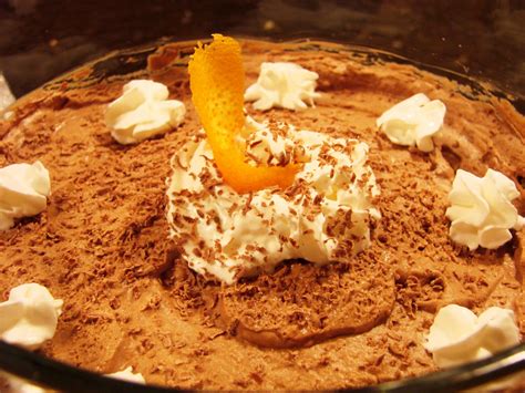 In our minds, chocolate mousse is pretty much a super fluffy pudding. Halal Mama: Chocolate Orange Mousse