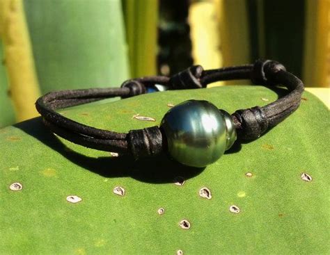 Man Bracelet With Tahitian Pearls Etsy Tahitian Pearls Jewelry