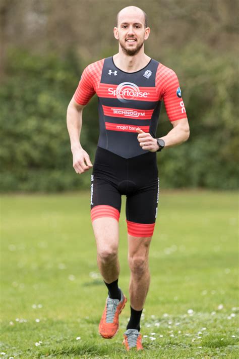 View the current world triathlon individual olympic qualification ranking: Sportoase - Jo Van Dyck