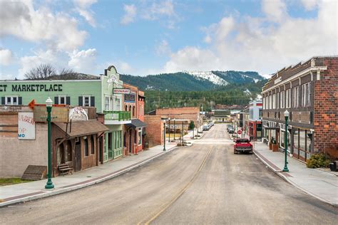 7 Coolest Small Towns In Idaho For A Summer Vacation Worldatlas