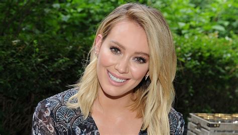 hilary duff doesn t feel the need to get married again hilary duff just jared