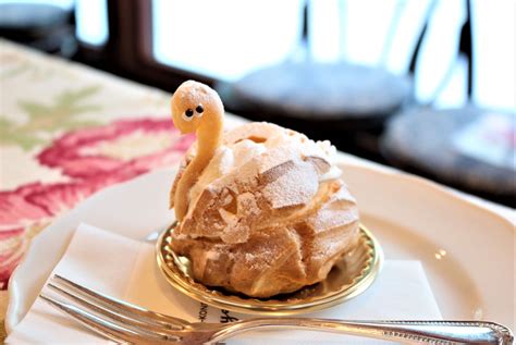 スワンのシュークリームは季節限定、盛岡の隣、滝沢市 マイヤーリング 盛岡食いしん爺日記
