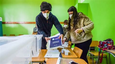 Ingresa tu rut y entérate aquí. Vocales de mesa: Conoce las excusas para no realizar la ...