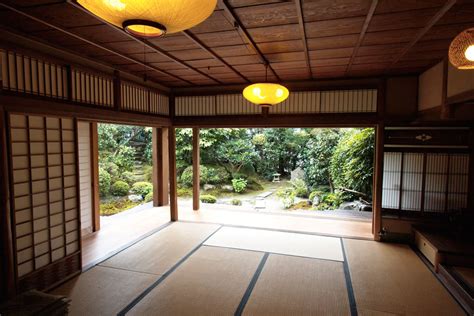 Desain rumah model jepang full bisa dilihat di daerah perbukitan. Interior tradisional gaya jepang | https://cahwedung ...