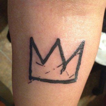 The album starts off well with 'villuminati' which features a famous biggie sample that fits in so perfectly. Basquiat's Crown: bold, clean lines. Tattoo done by Thea ...