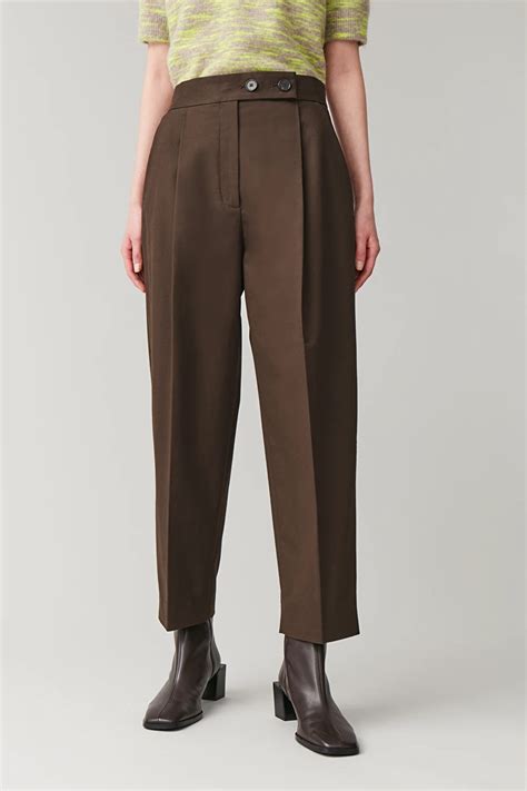 High Waisted Pleated Trousers Dark Brown Trousers