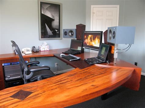 Hand Crafted Custom Made Computer Desk By Perfect45degree