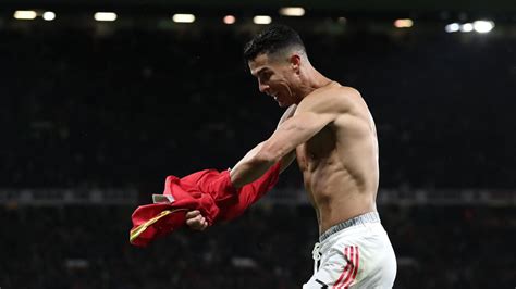 Cristiano Ronaldo Scores 95th Minute Winner As Manchester United Beat