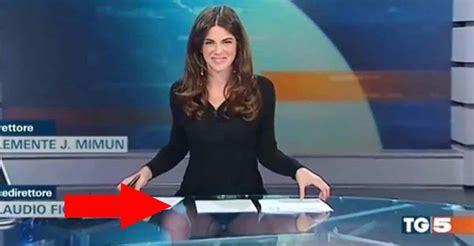 News Presenter Forgets She S Sitting At A Glass Desk Accidentally