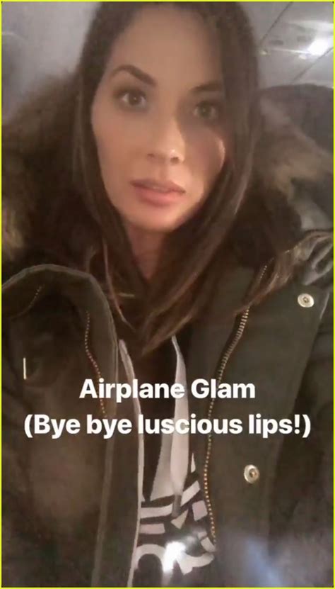 Olivia Munn Debuts Luscious Lips And Then Wipes Them Away Photo 4036354 Olivia Munn Photos