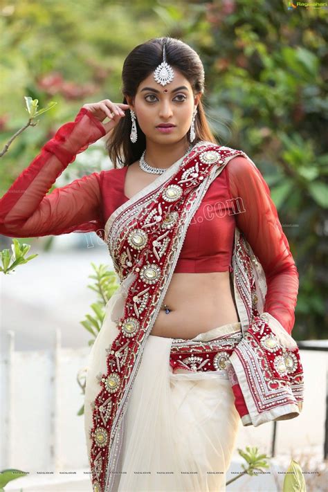 Indian Actress Glamour Pics Beautiful Women Videos Gorgeous Women Indian Navel Indian