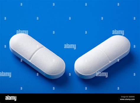 Blue And White Capsule Stock Photos & Blue And White Capsule Stock