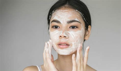 How To Wash Your Face The Right Way Because Youre
