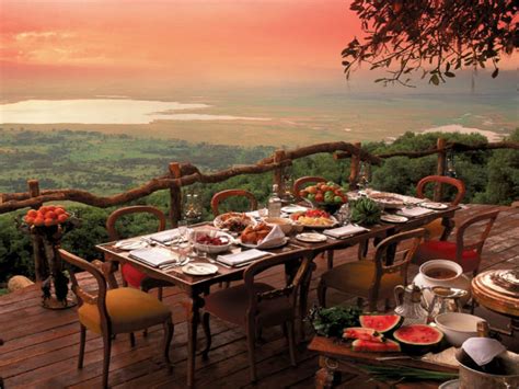 35 of the Most Beautiful Restaurant Views in the World