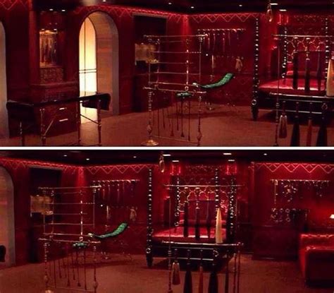 Red Room Fifty Shades Of Grey Cincuenta Sombras 50 Sombras De Grey Y Sombras De Grey