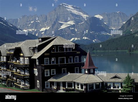 Na Usa Montana Glacier National Park Many Glacier Hotel At Stock
