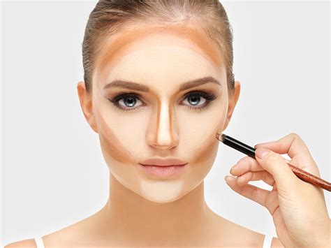 how to make your face look slimmer using makeup